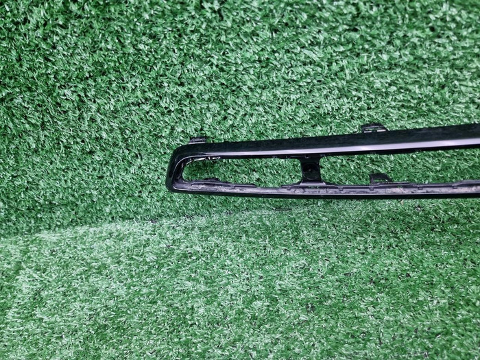 Накладка решетки радиатора Mercedes GLE c167 23-нв