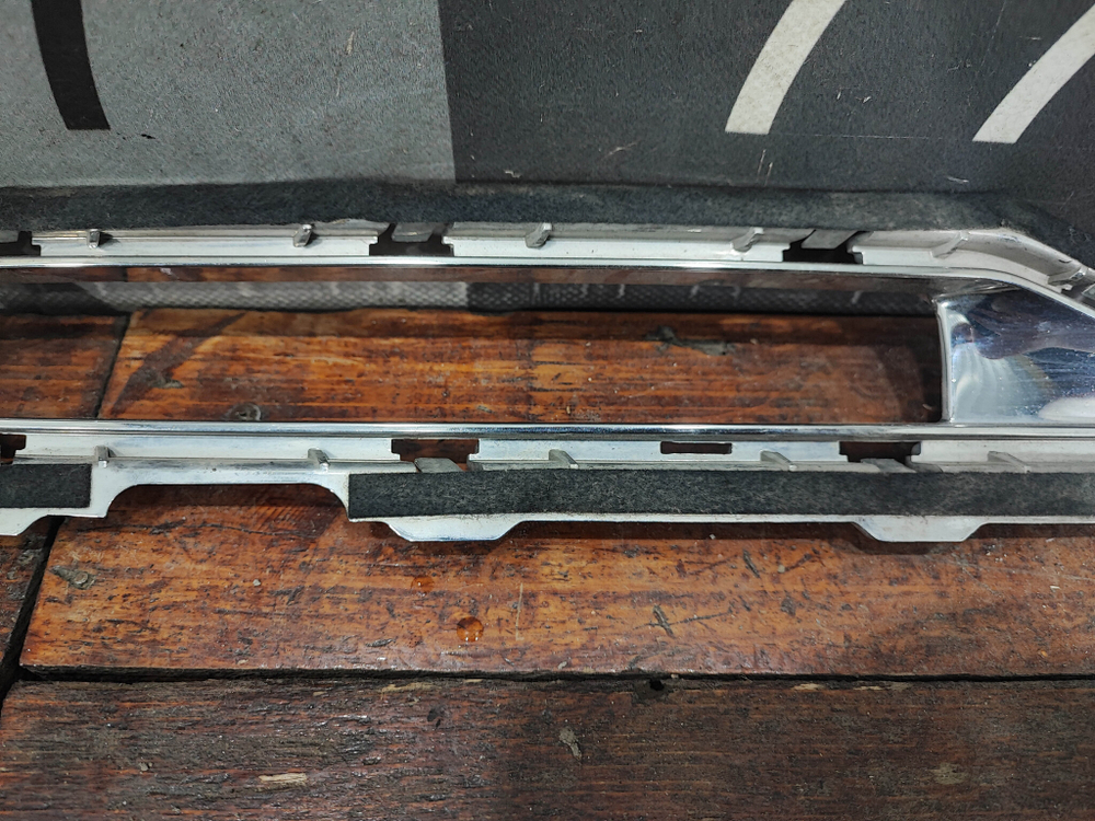 Накладка ПТФ передняя правая Tank 500 21-нв Б/У Оригинал 2803158XKV3AA