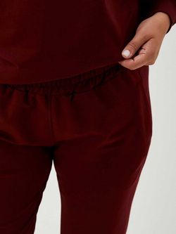 Костюм спортивный