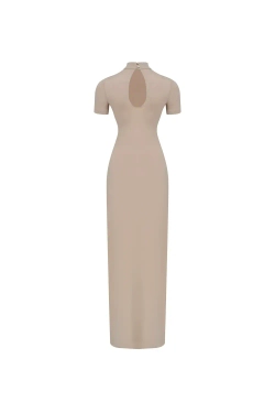 Облегающее платье с разрезом