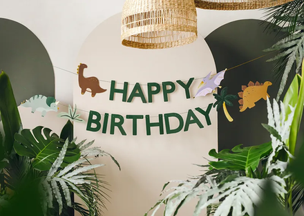 Гирлянда Happy Birthday "Динозавры" 3 м