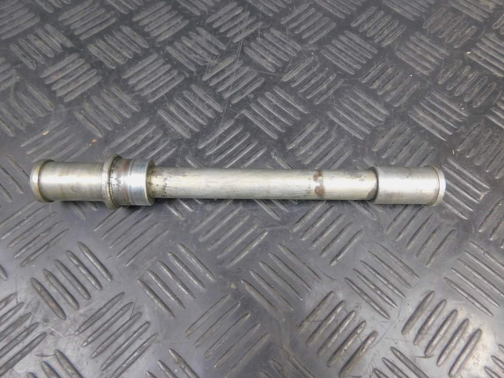 Ось переднего колеса Kawasaki ZZR 400 98 053038