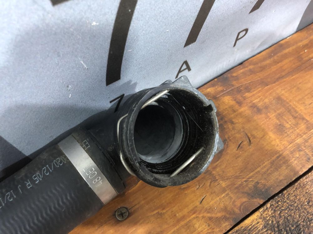 Трубка системы охлаждения Haval F7 1 19-24 Б/У Оригинал 1303100XKQ00A