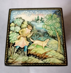 Подарочный футляр  под бутылку с полной росписью "Охота". (Палех)