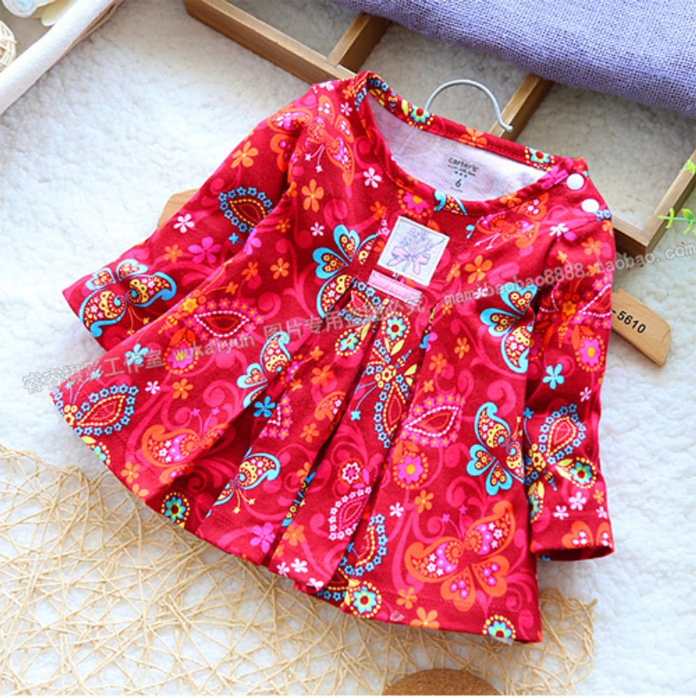 Кофточка детская расклешенная с разнообразными принтами