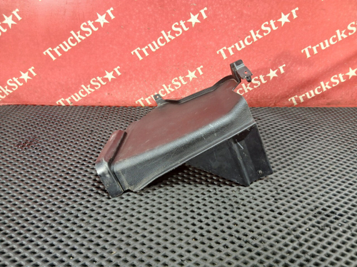 Накладка торпедо левая