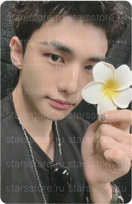 Фотокарта Hyunjin STRAY KIDS - KARMA (EVERLINE)