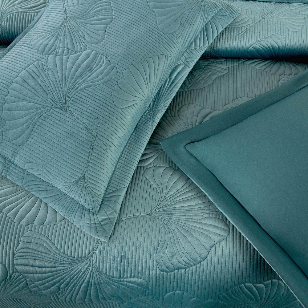 Покрывало 240x260 Sofi De MarkO Бенита цвета морской волны