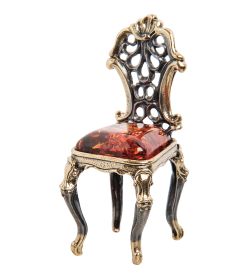 AM-1342 Фигурка «Винтажный стул» (латунь, янтарь)