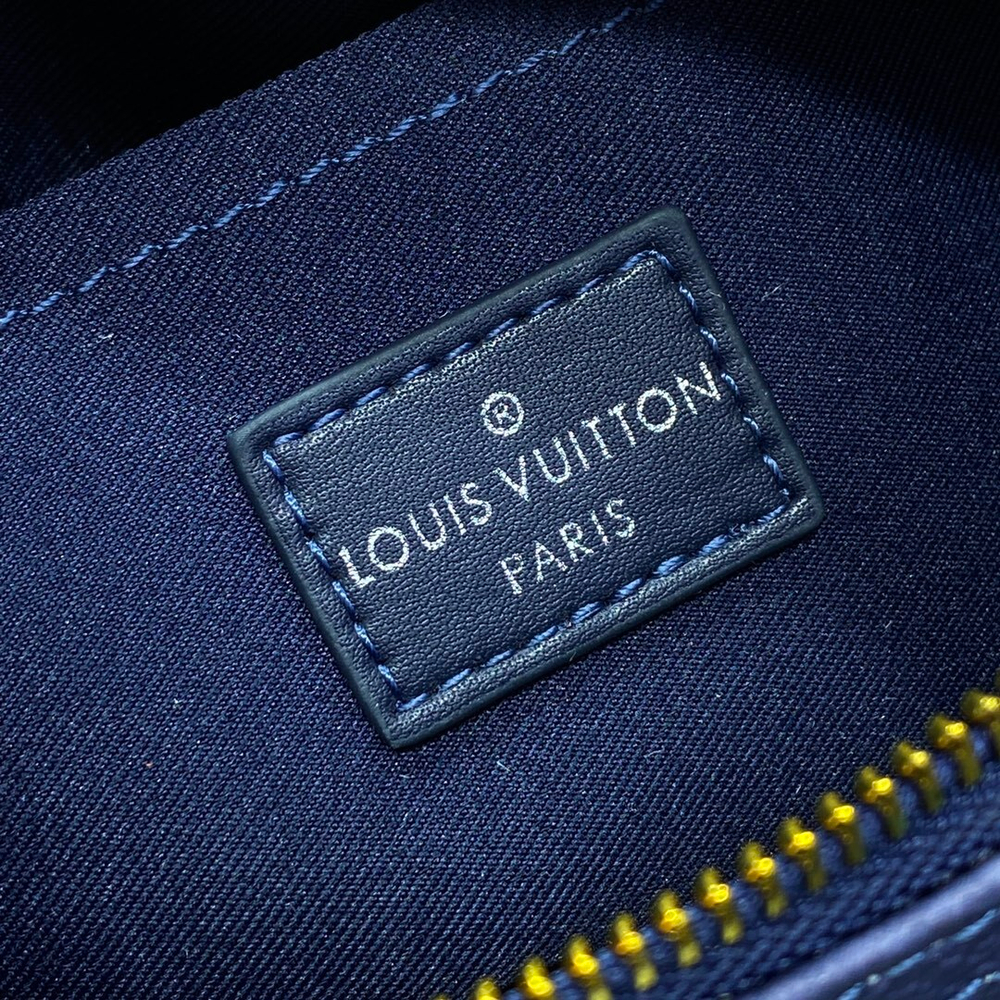 Louis Vuitton Keepall 25