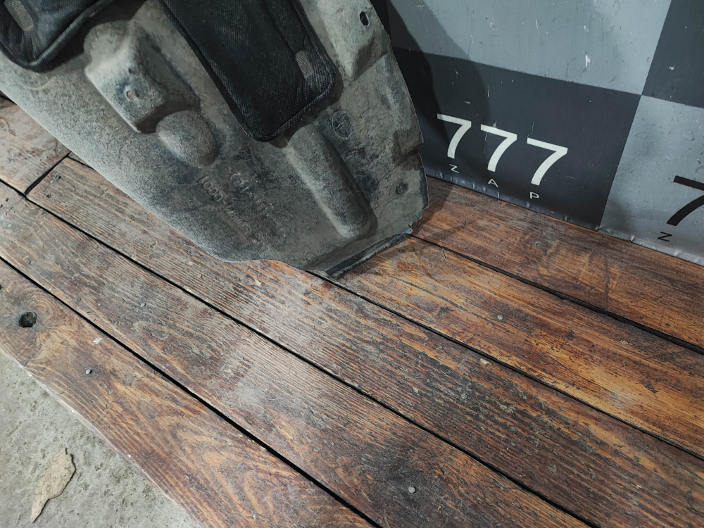 Подкрылок задний левый Hongqi HQ9  Б/У Оригинал 5006371QC01