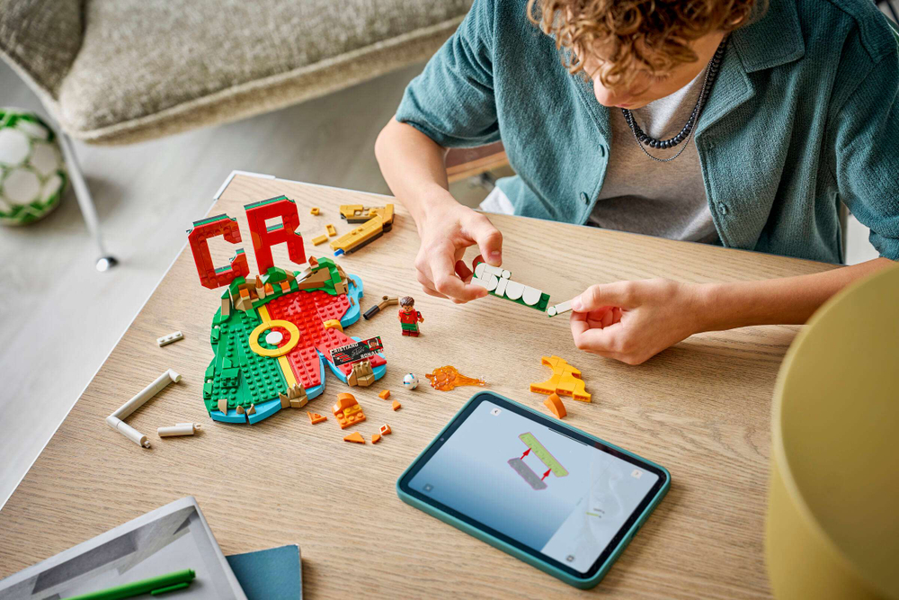 Конструктор LEGO Editions 43012 Cristiano Ronaldo – Soccer Highlights