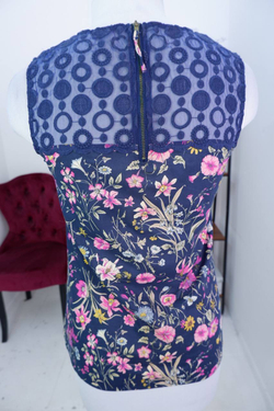 Топ комбинированный, летний, визуально на 44 размер