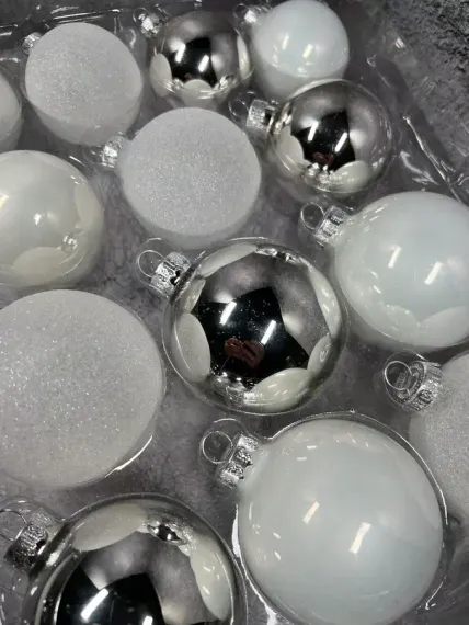 Набор стеклянных шаров Первый снег 42 шт., Christmas DeLuxe (87163)