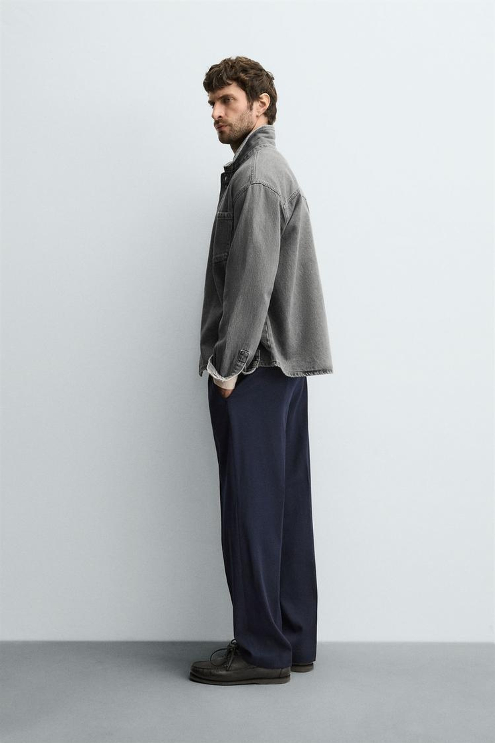 ZARA ДЖИНСОВАЯ РУБАШКА BOXY FIT, СЕРЫЙ