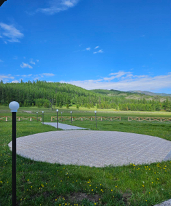 Территория ресторана юрты