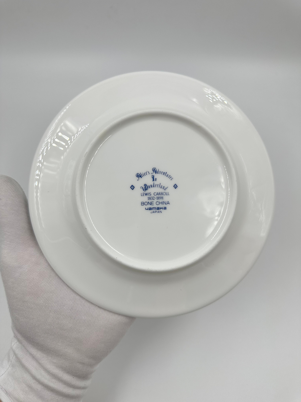 Тарелка Алиса в Стране Чудес Yamaka