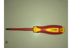 Диэлектрическая отвертка Зубр до 1000В ПРОФИ Cr-V PH 2 x 100 мм 25262-2-100_z01