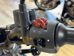 Royal Enfield Meteor 350 Fireball Yellow