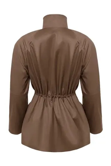 «Espresso foam» Парка с карманами на кулисе.