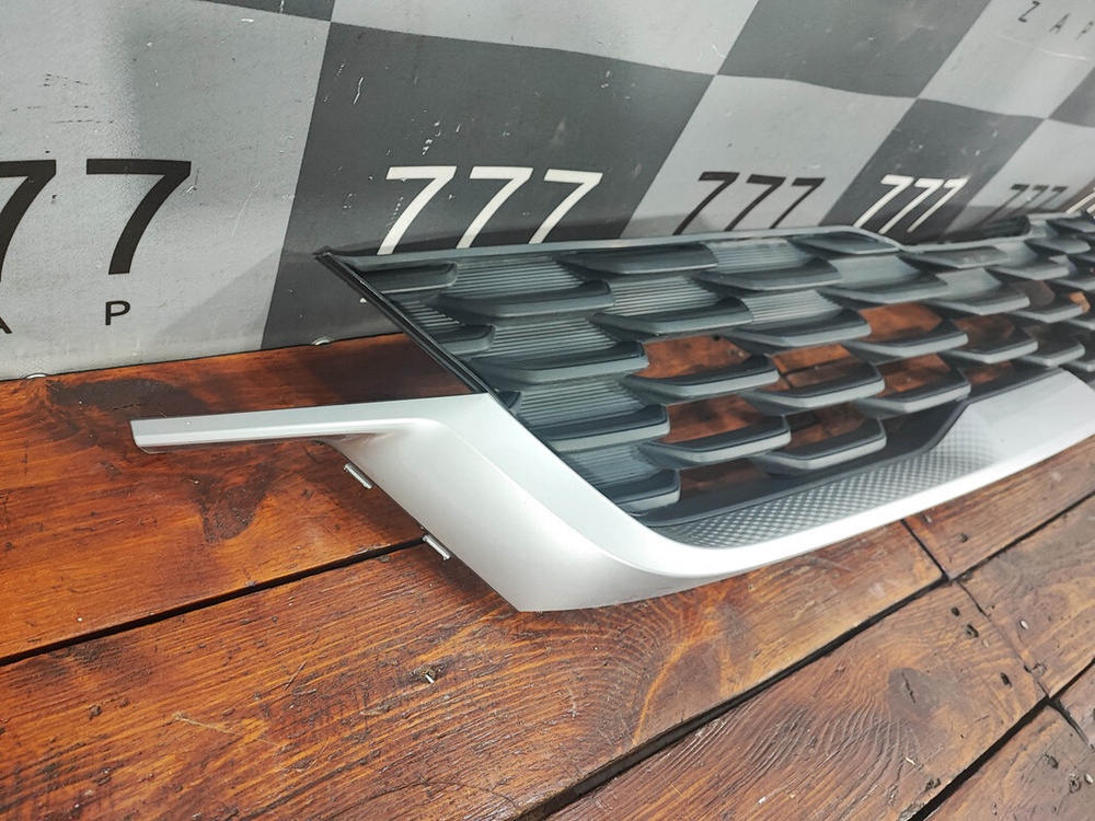 Решетка радиатора Kia Seltos 19-нв Б/У Оригинал 86351Q5000