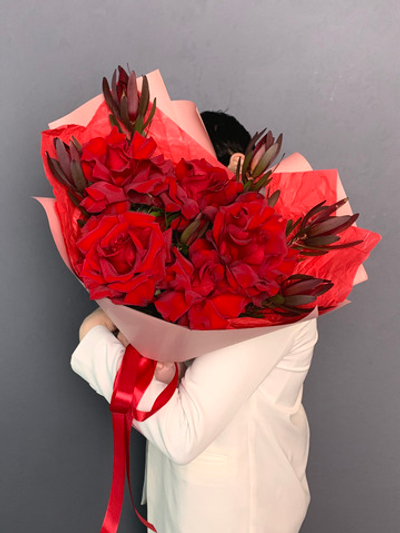 Букет "Пантера" (Французские красные розы)