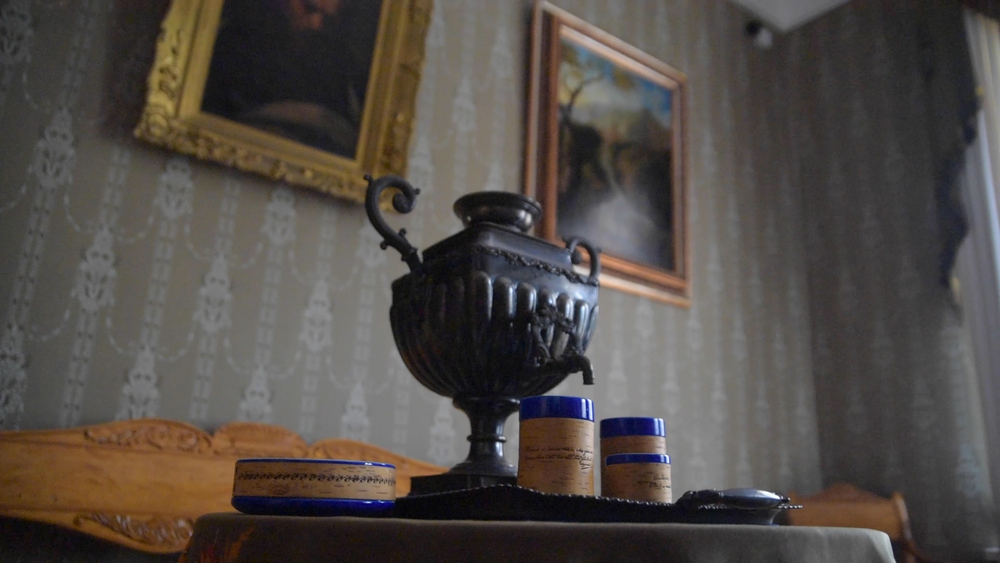 Малая фарфоровая пиала или миска для завтрака с берестой. Коллекция Лермонтовская или Тарханская.