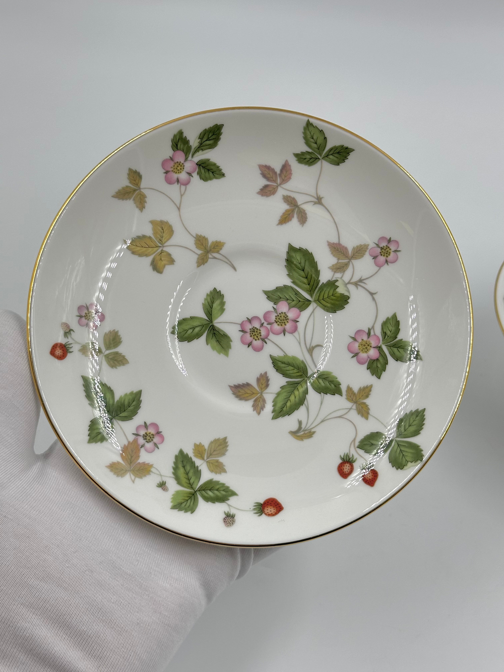 Чайная пара Wedgwood, Wild Strawberry