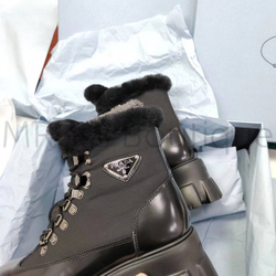 Женские зимние ботинки Prada Monolith Combat с мехом