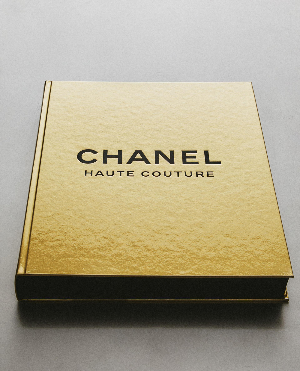 Chanel Haute Couture by Sofia Coppola. Фотоальбом о высокой моде Chanel (на английском языке)