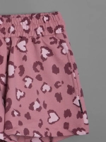 Костюм для девочки с шортами на весну