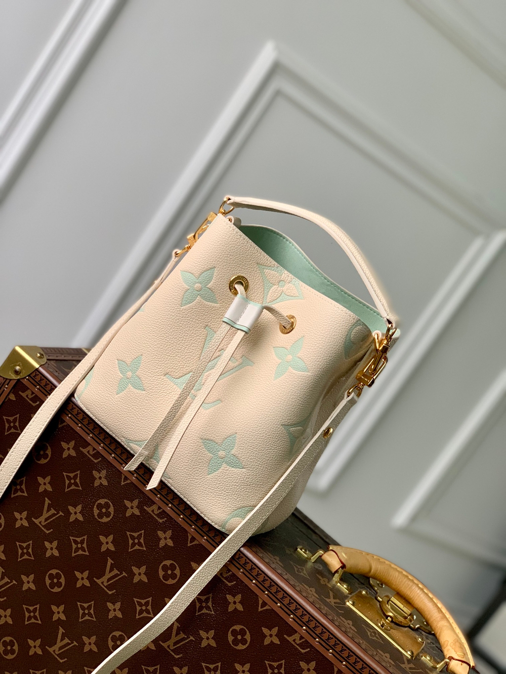 Louis Vuitton NeoNoe BB