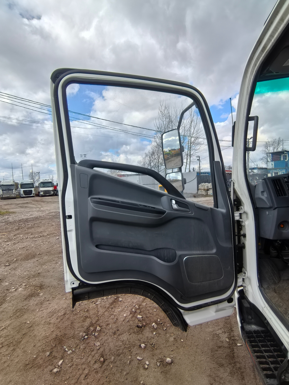 КамАЗ 43089 4x2 Изотермический/рефрижератор 4795ZC (Изотермический, дизельный, 3.8 л, 152 л.с. МТ)