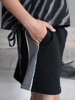 Костюм в садик, футболка и юбка