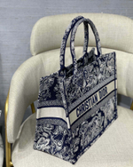 Christian Dior Book Tote 36 cm