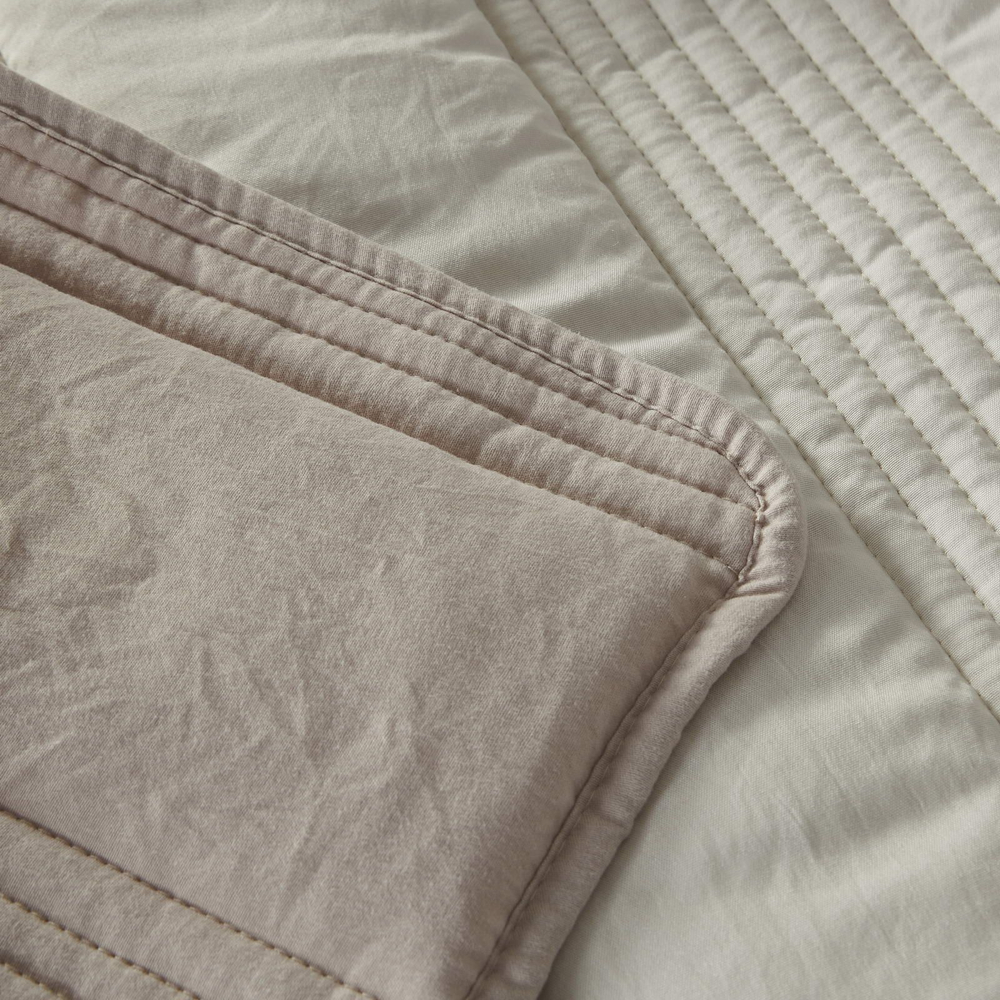 Покрывало 230x250 и 2 наволочки 50х70 Sofi De MarkO Саломея бежевое