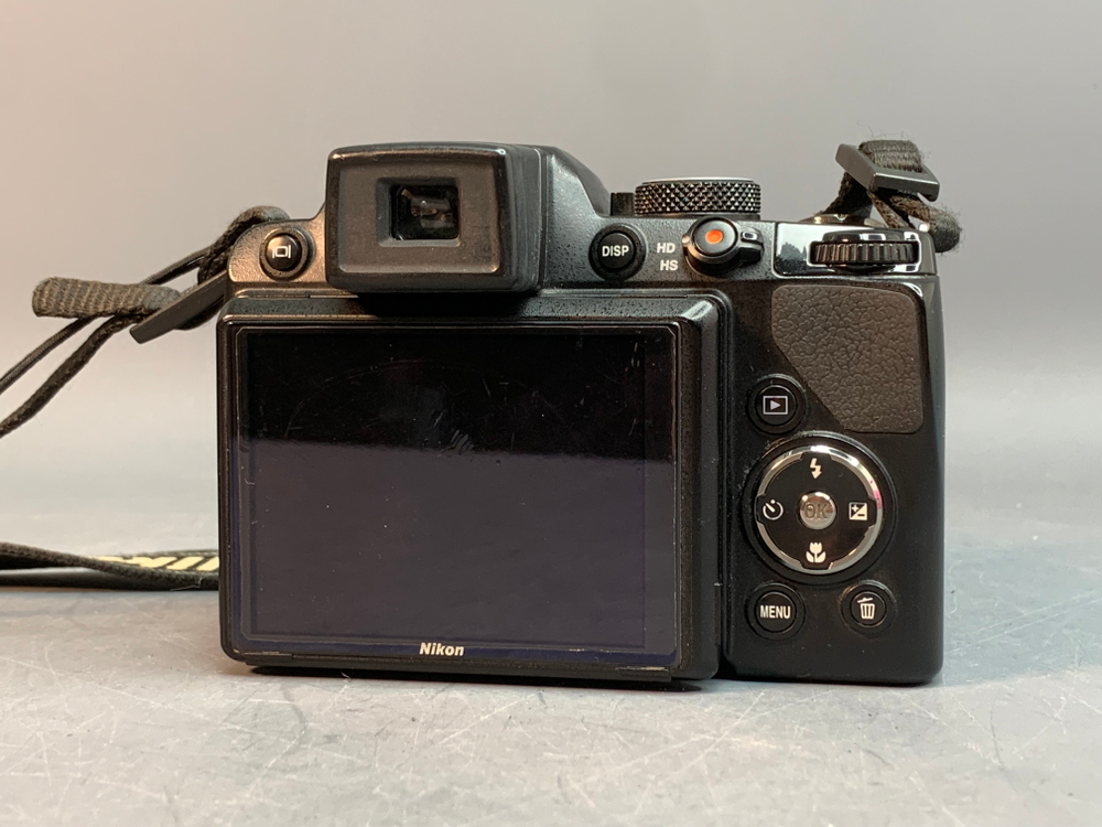 Nikon Coolpix P100