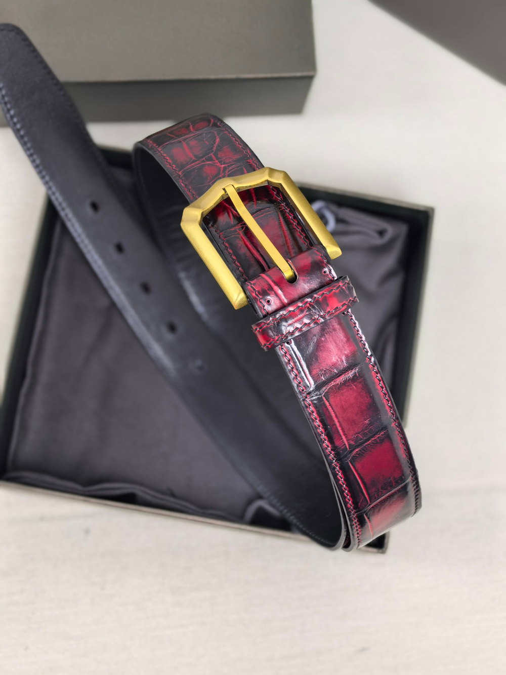 Ремень из коровьей кожи с ручной окраской