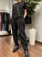 Брюки со складками и ремешком