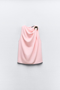 ZARA ТОП ИЗ КРЕПА С ЗОЛОТИСТОЙ ДЕТАЛЬЮ, ПАСТЕЛЬНО-РОЗОВЫЙ