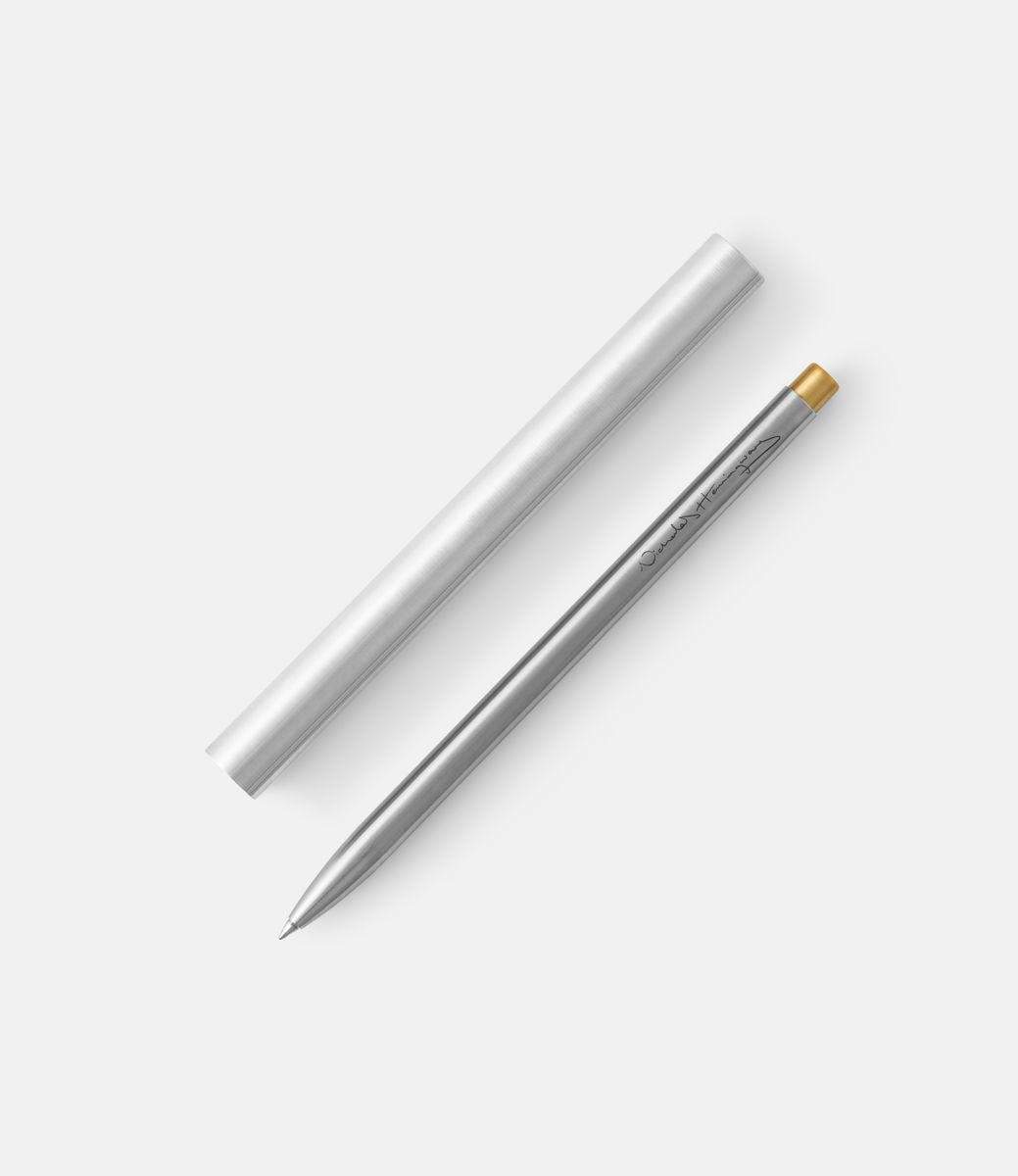 Nicholas Hemingway The Brass Writer Pen — ручка из стали с латунью