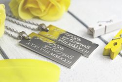 Парные вертикальные жетоны с гравировкой на заказ (медно-никелевый сплав)