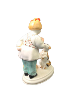 Фарфоровая статуэтка "А ну-ка отними!" (Полонне ЗХК)