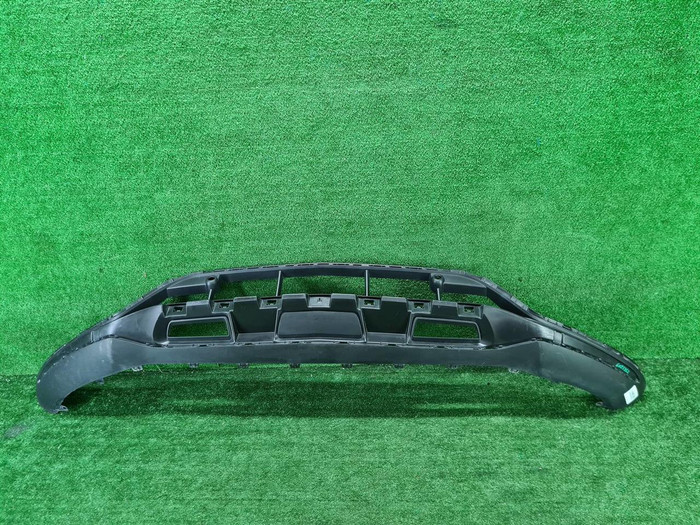 Юбка переднего бампера Mercedes GLC X253 19-22 AMG