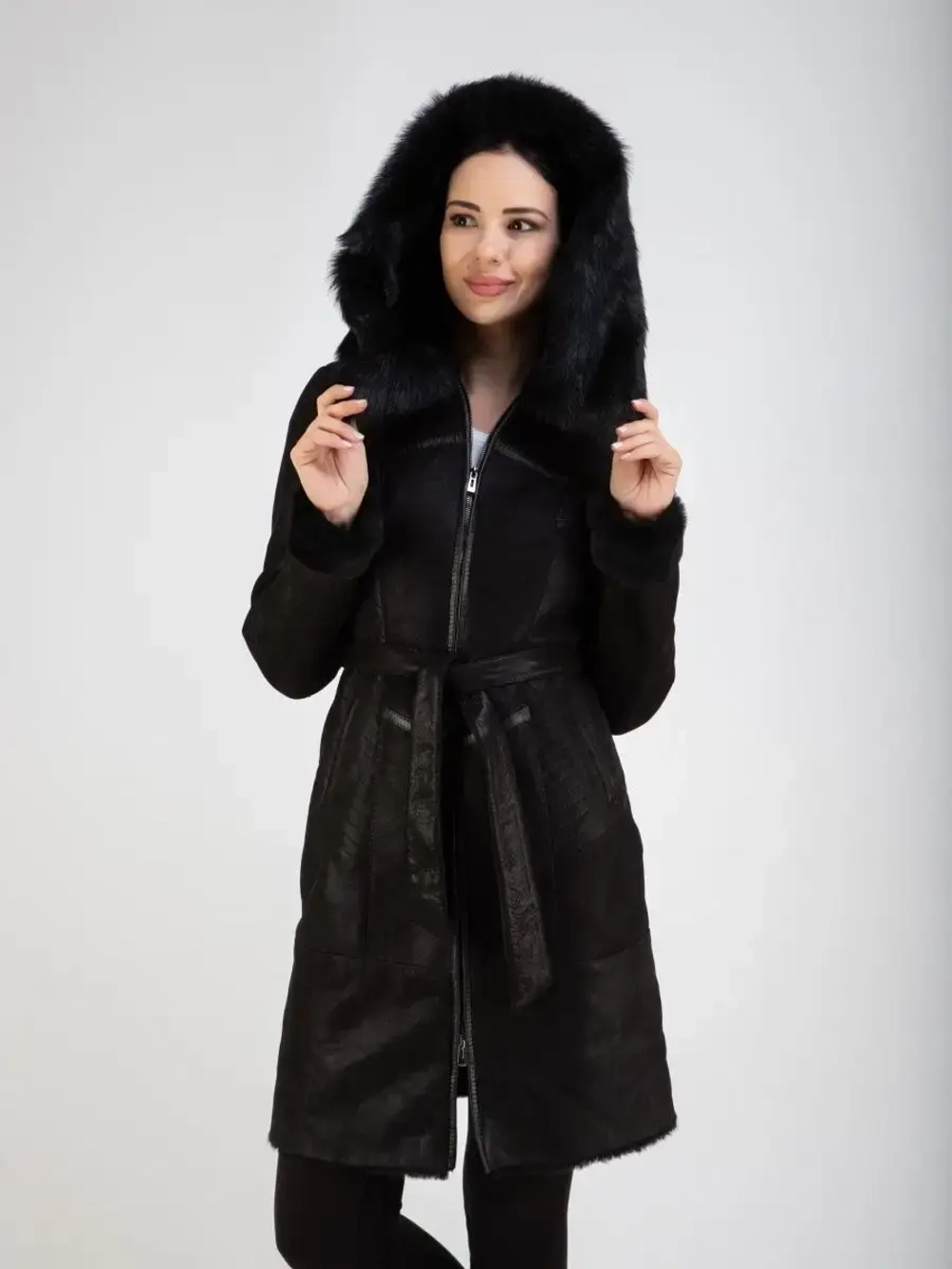 Дубленка женская натуральная с капюшоном длинная Турция