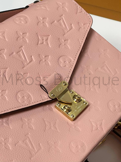 Сумка Louis Vuitton Pochette Metis нежно-розовая из яловой кожи