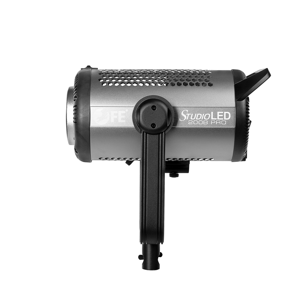 Осветитель студийный Falcon Eyes Studio LED 200B PRO