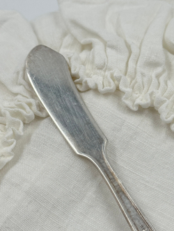 Нож для масла Wallace