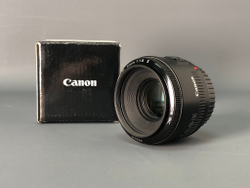 Canon EF 50mm f/1.8 II Canon EF