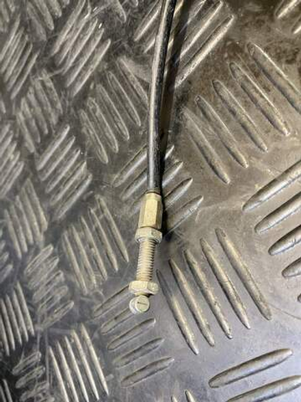 Трос газа Suzuki Intruder VS750 VR51A